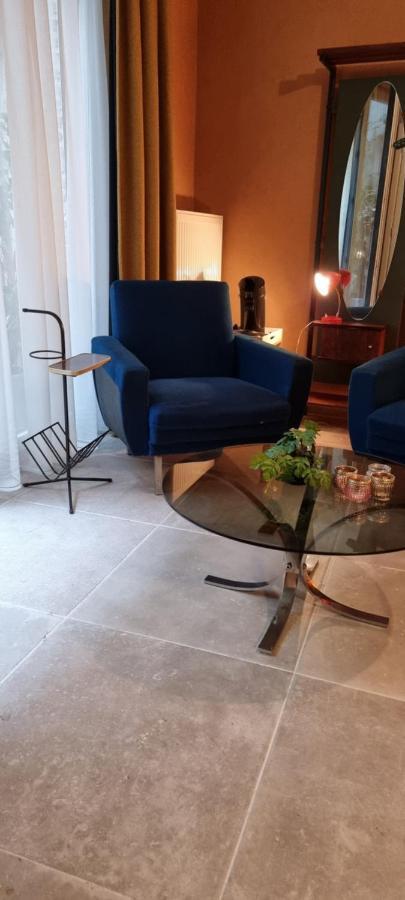 Logies La Chevre Folle - Lodging & Cooking In Style With Shared Kitchen Oostende Eksteriør bilde