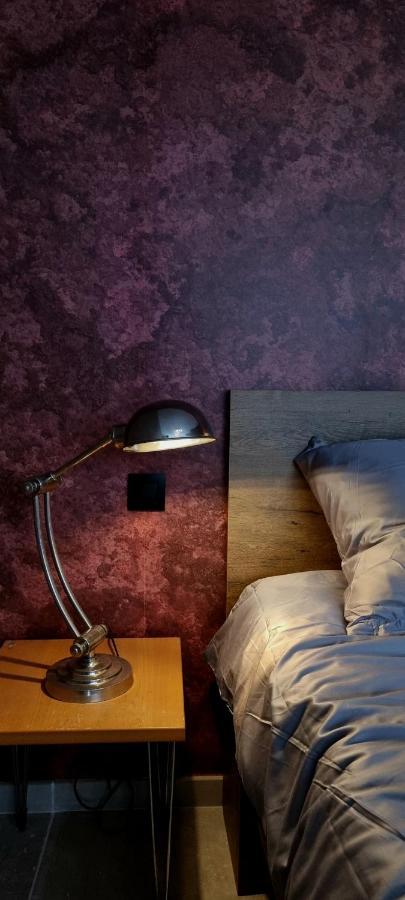 Logies La Chevre Folle - Lodging & Cooking In Style With Shared Kitchen Oostende Eksteriør bilde